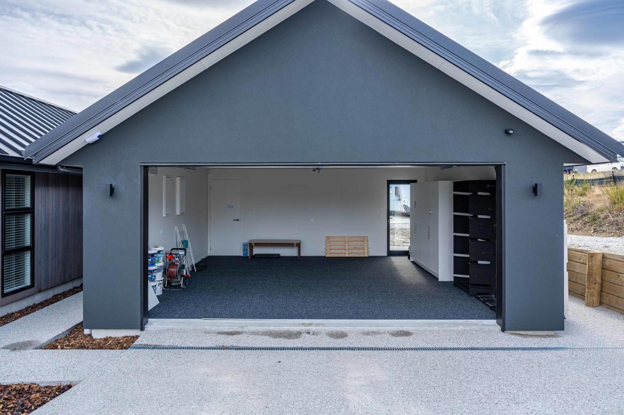 Villa Kikorangi Mountain Vista Wanaka Exterior foto
